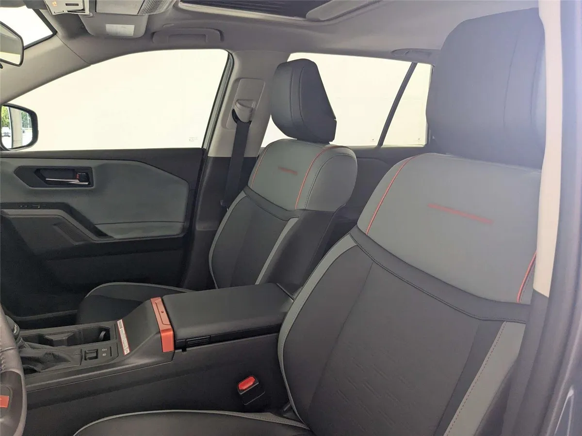 2026 Toyota RAV4 Woodland thumbnail 58
