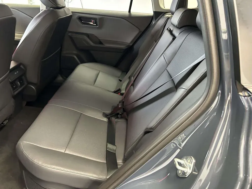 2026 Toyota RAV4 XLE Premium thumbnail 14