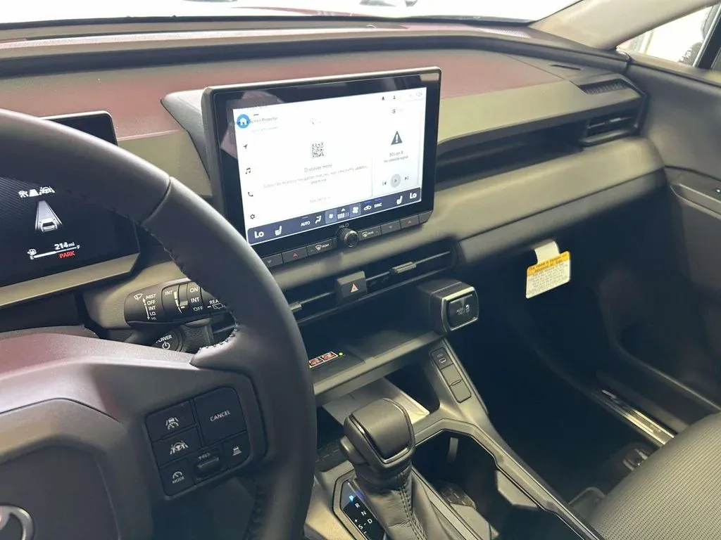 2026 Toyota RAV4 XLE Premium thumbnail 20