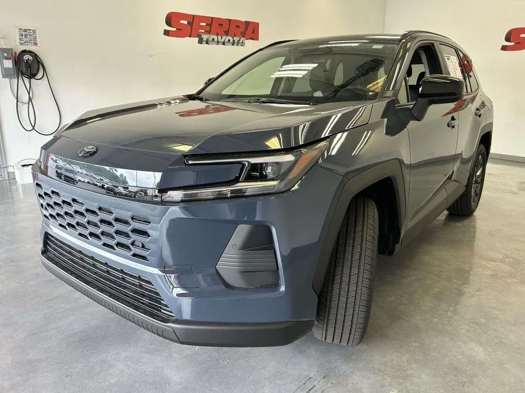 2026 Toyota RAV4 XLE Premium thumbnail 7