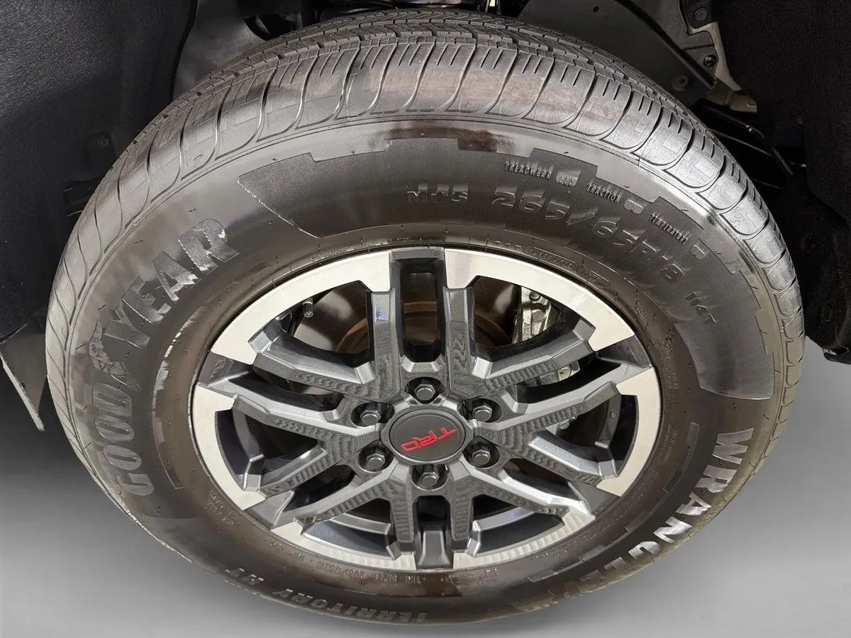 2026 Toyota Tacoma 4WD TRD Sport thumbnail 11