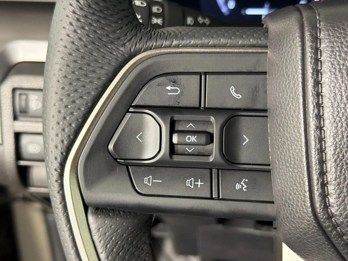 2026 Toyota Tacoma 4WD TRD Sport thumbnail 24