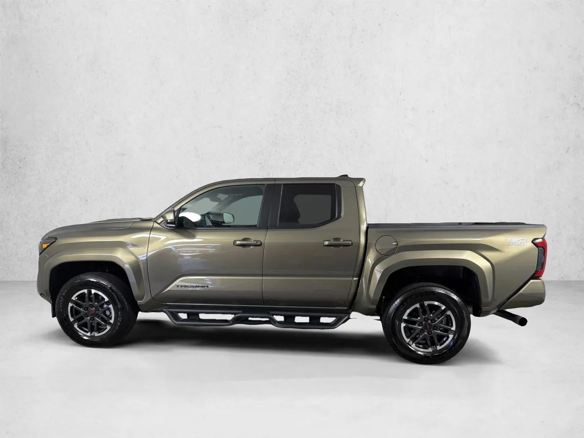 2026 Toyota Tacoma 4WD TRD Sport thumbnail 6
