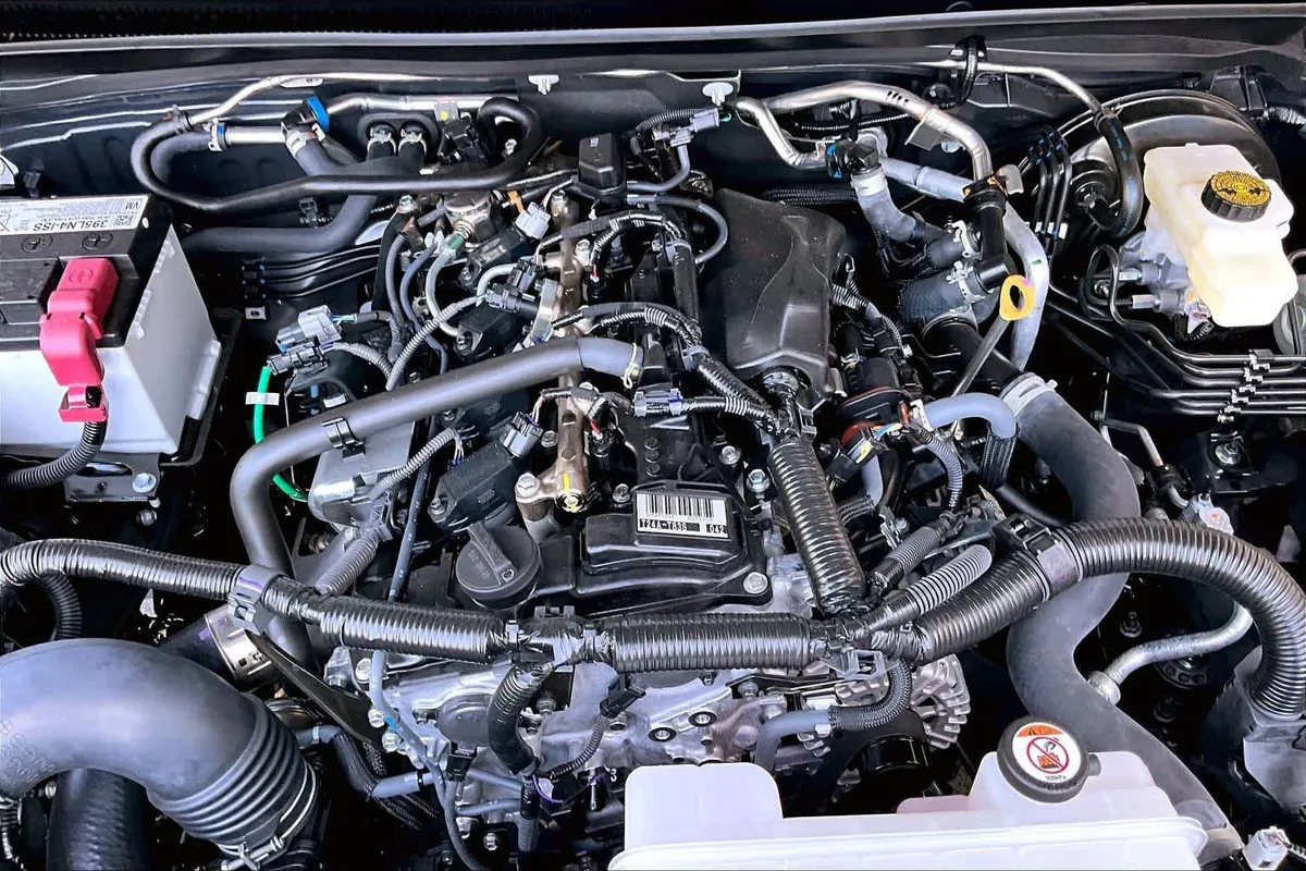 2026 Toyota Tacoma SR5 thumbnail 32