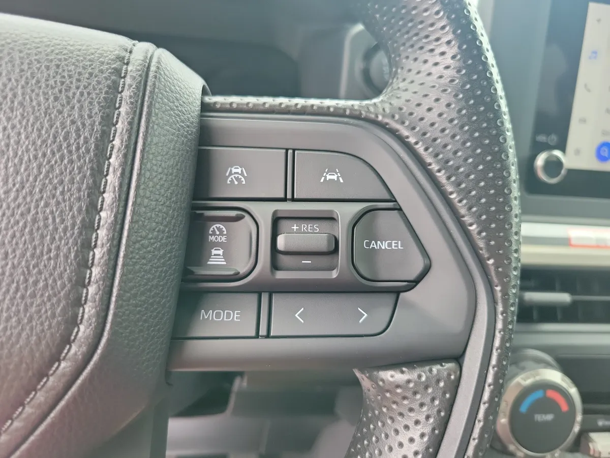 2026 Toyota Tacoma SR5 thumbnail 15