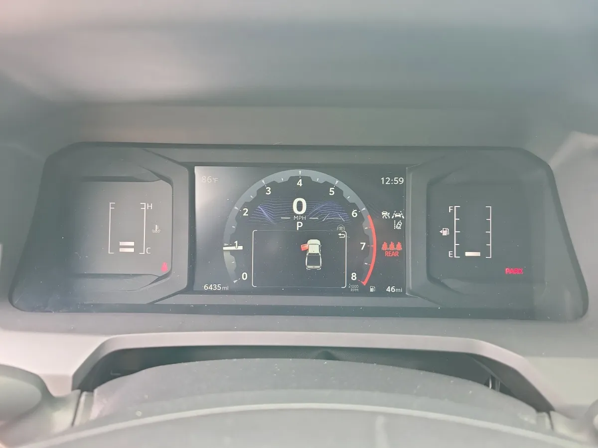 2026 Toyota Tacoma SR5 thumbnail 16