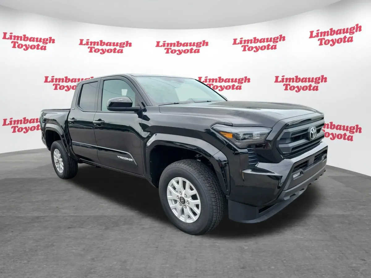 2026 Toyota Tacoma SR5 thumbnail 17