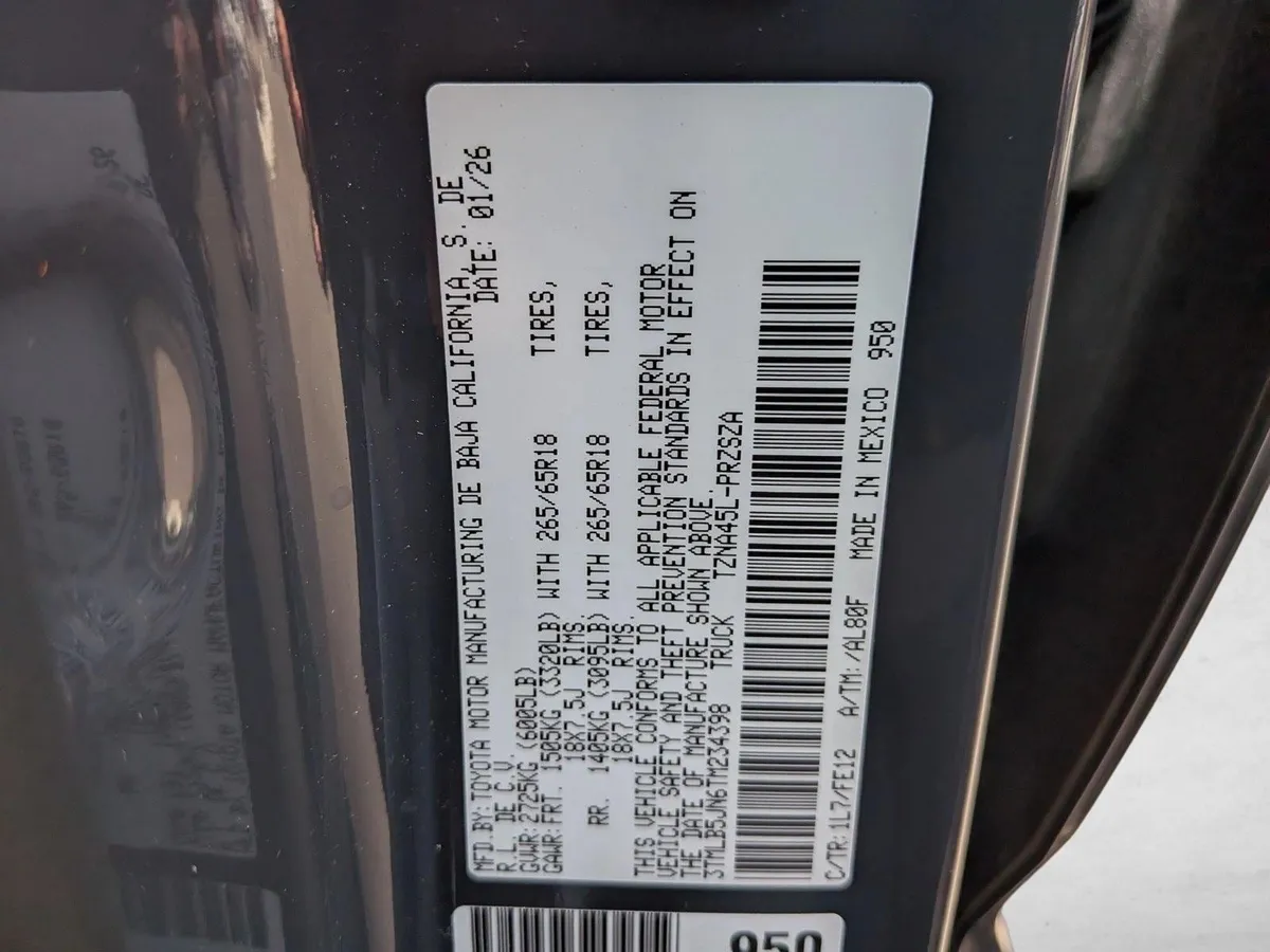 2026 Toyota Tacoma TRD Sport thumbnail 21
