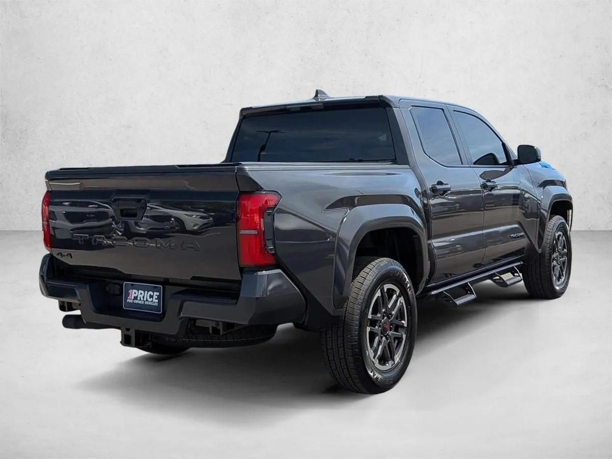 2026 Toyota Tacoma TRD Sport thumbnail 5