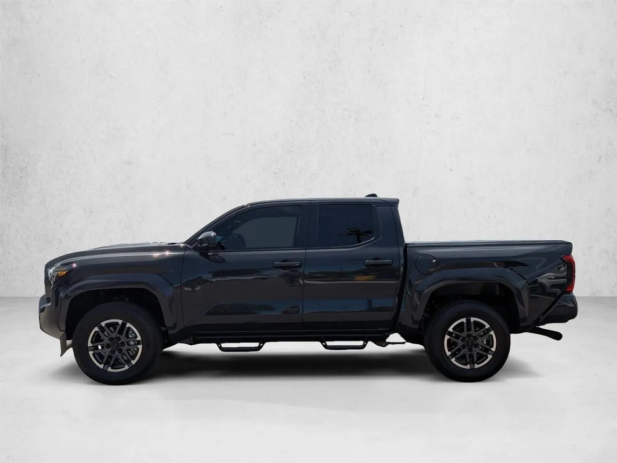 2026 Toyota Tacoma TRD Sport thumbnail 9
