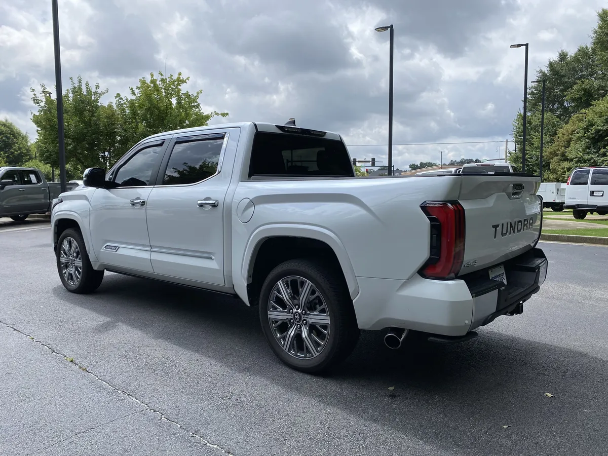 2026 Toyota Tundra 4WD Capstone Hybrid thumbnail 6