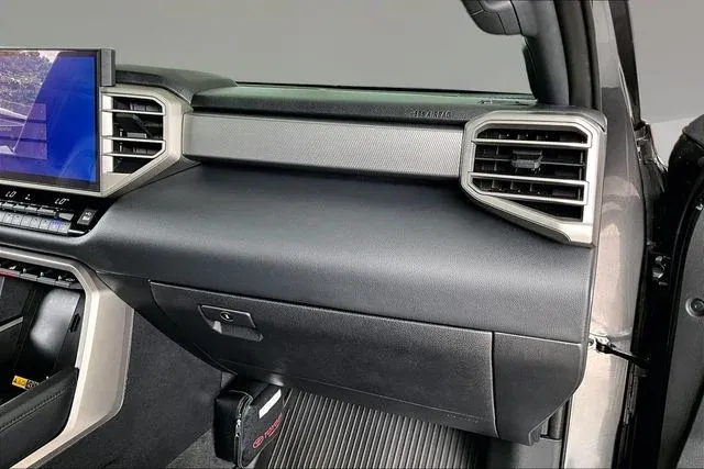 2026 Toyota Tundra Hybrid Limited thumbnail 21