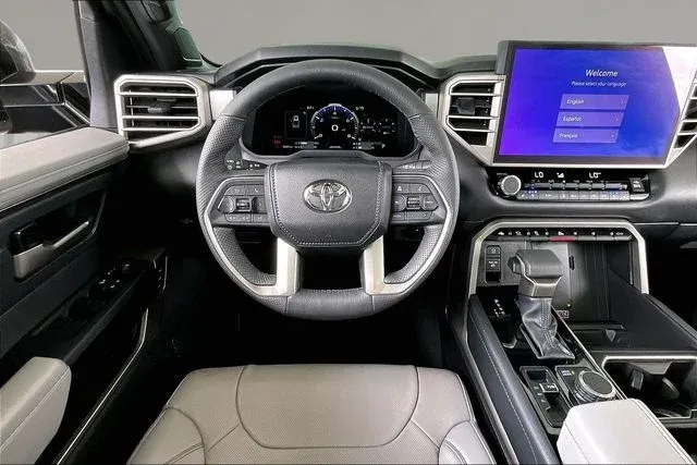 2026 Toyota Tundra Hybrid Limited thumbnail 8