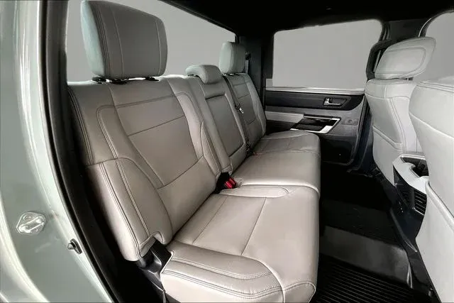 2026 Toyota Tundra Limited thumbnail 20