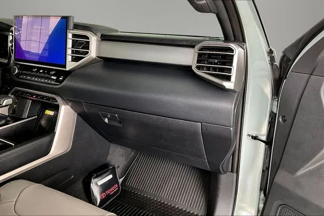 2026 Toyota Tundra Limited thumbnail 21