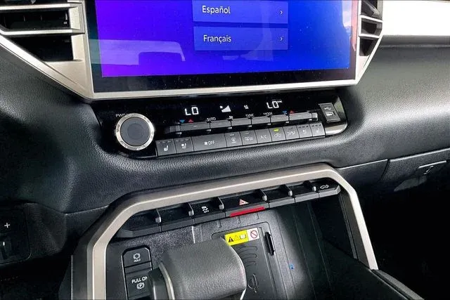 2026 Toyota Tundra Limited thumbnail 23