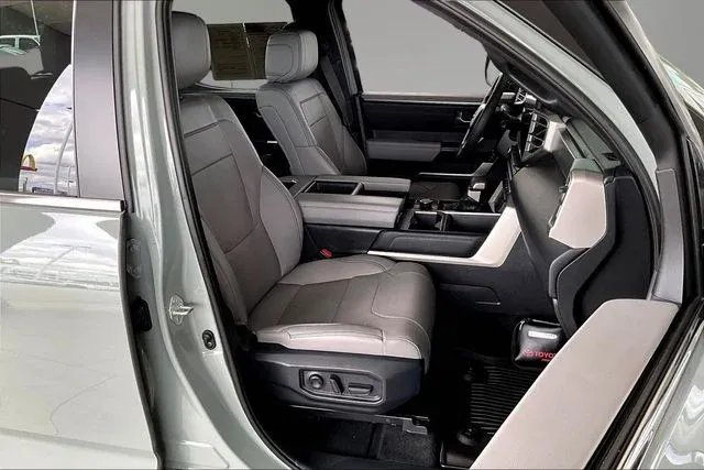 2026 Toyota Tundra Limited thumbnail 26