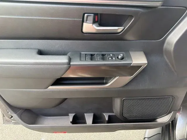2026 Toyota Tundra SR5 thumbnail 18