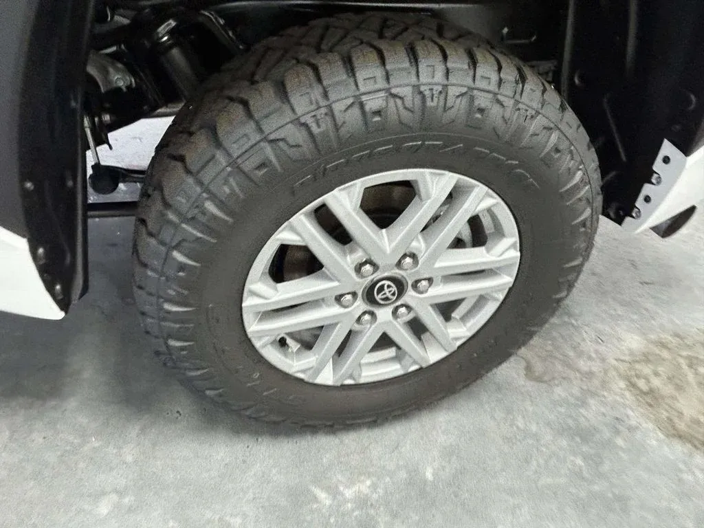 2026 Toyota Tundra SR5 thumbnail 11