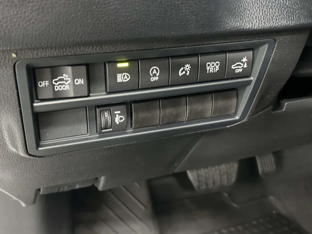 2026 Toyota Tundra SR5 thumbnail 19