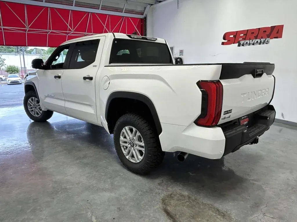 2026 Toyota Tundra SR5 thumbnail 5