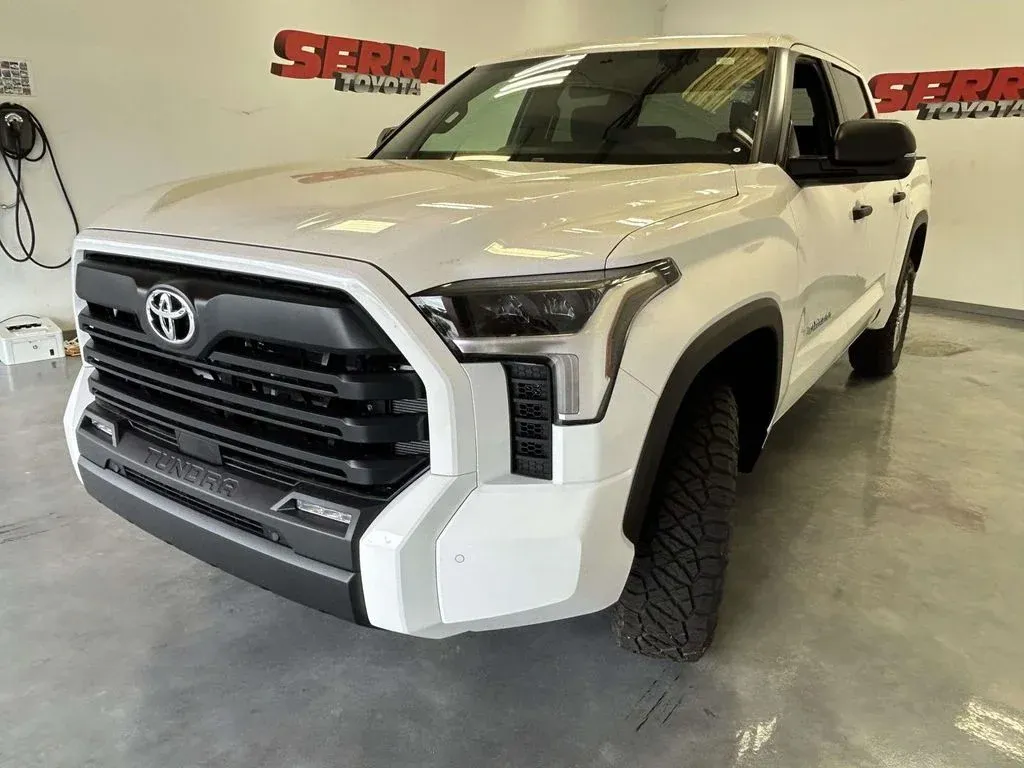 2026 Toyota Tundra SR5 thumbnail 7