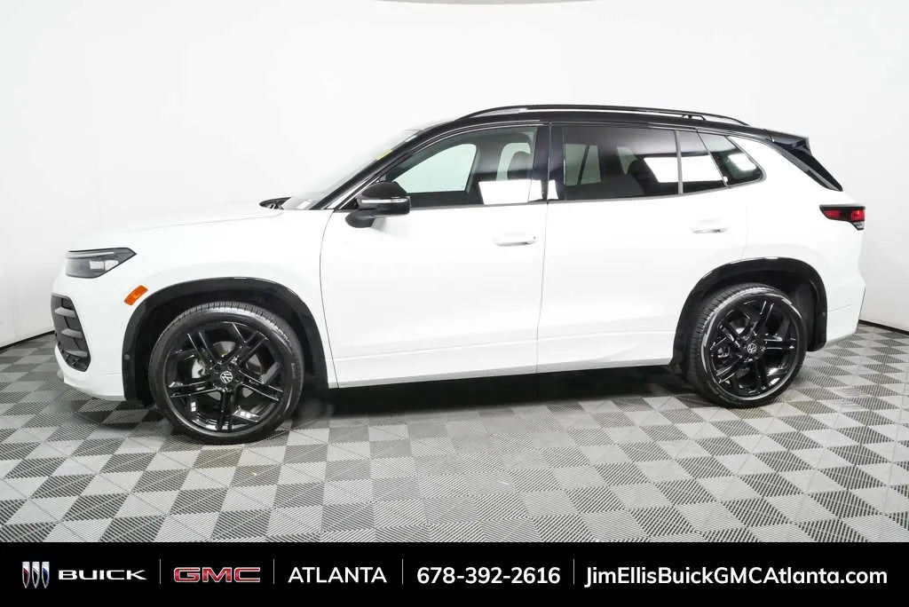 2026 Volkswagen Tiguan SE R-Line Black thumbnail 30