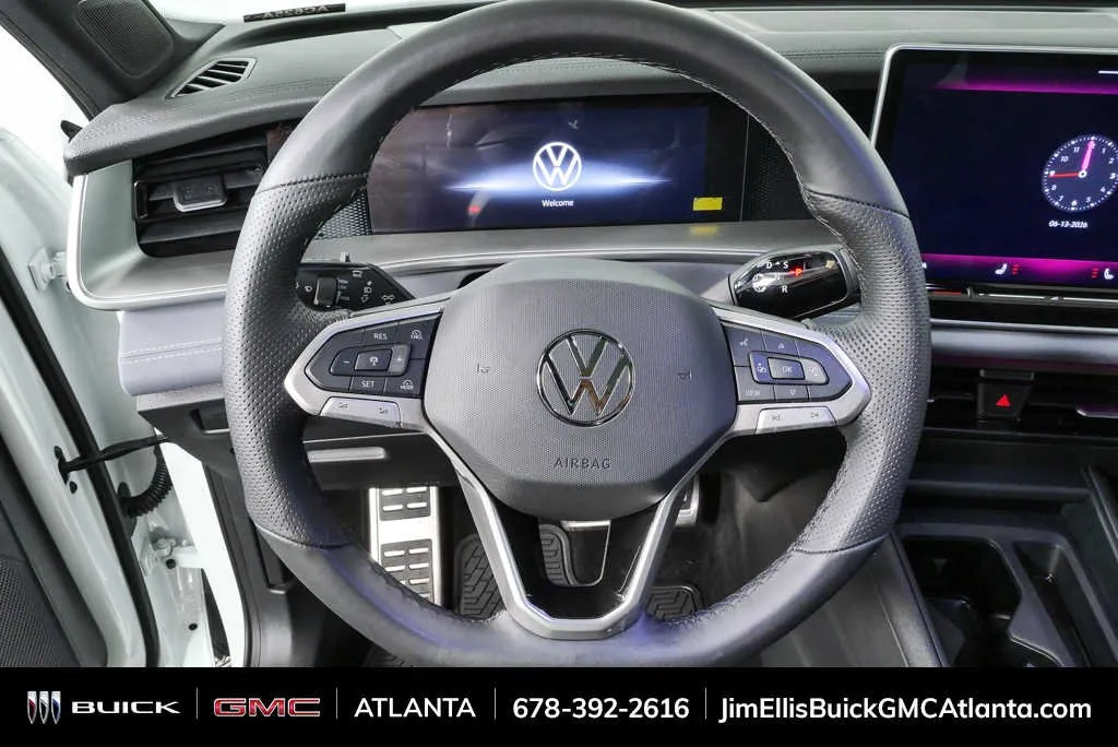 2026 Volkswagen Tiguan SE R-Line Black thumbnail 7